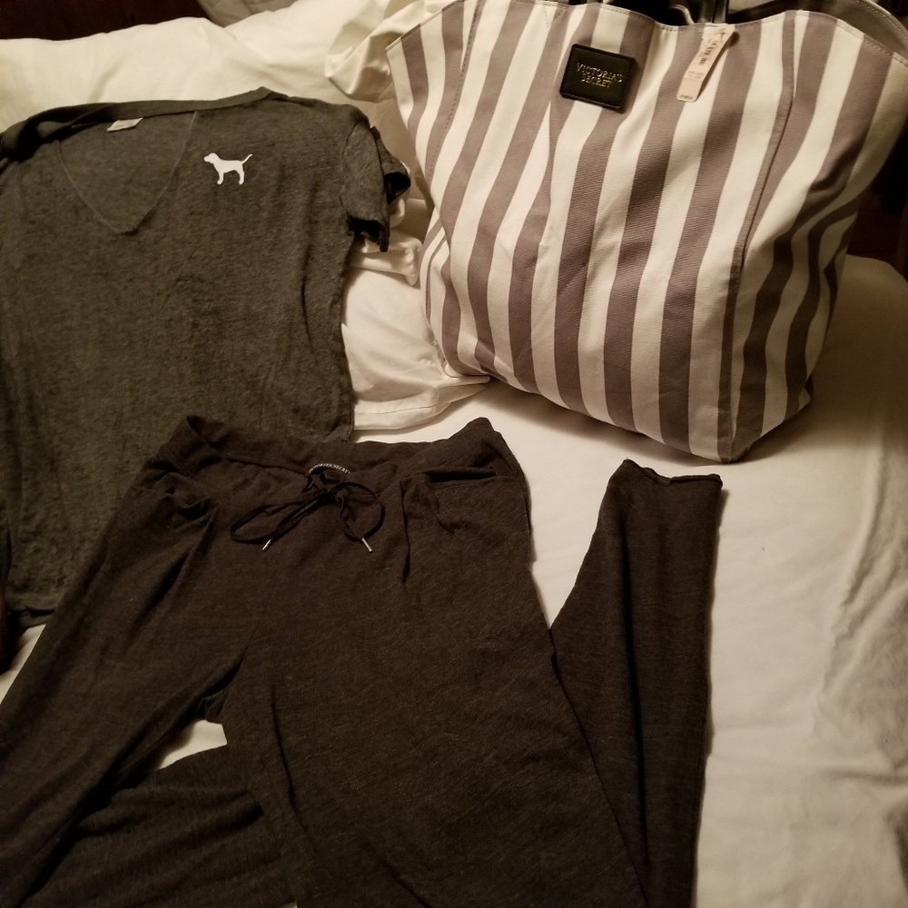 Victoria secret bag - Picture 2 of 4